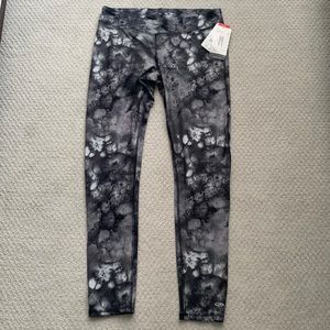 NWT Champion Duo Dry High Performance Legging